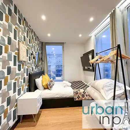Urban Flat 129 - Sublime Art Champs-elysees Apartment *