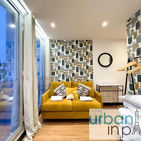 Urban Flat 129 - Sublime Art Champs-elysees *