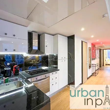Urban Flat 129 - Sublime Art Champs-elysees *