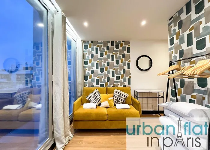 Urban Flat 129 - Sublime Art Champs-elysees *